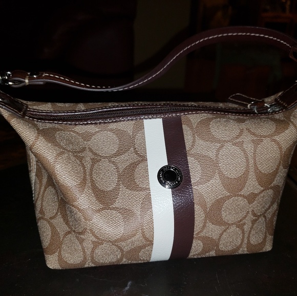 Coach - Picture 3 of 3